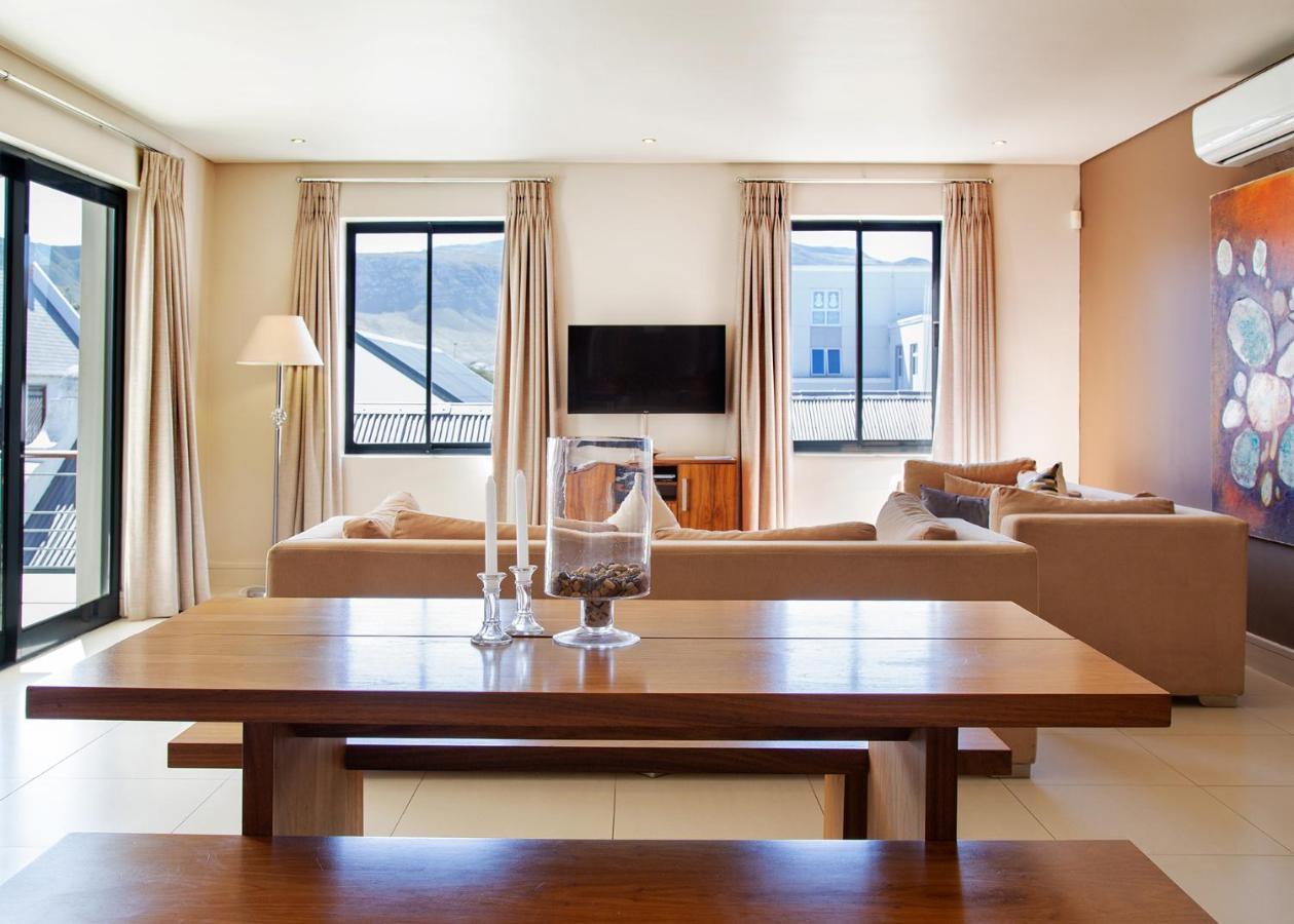 Marine Square Luxury Suites Hermanus Εξωτερικό φωτογραφία