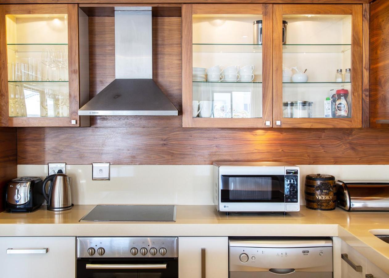 Marine Square Luxury Suites Hermanus Εξωτερικό φωτογραφία